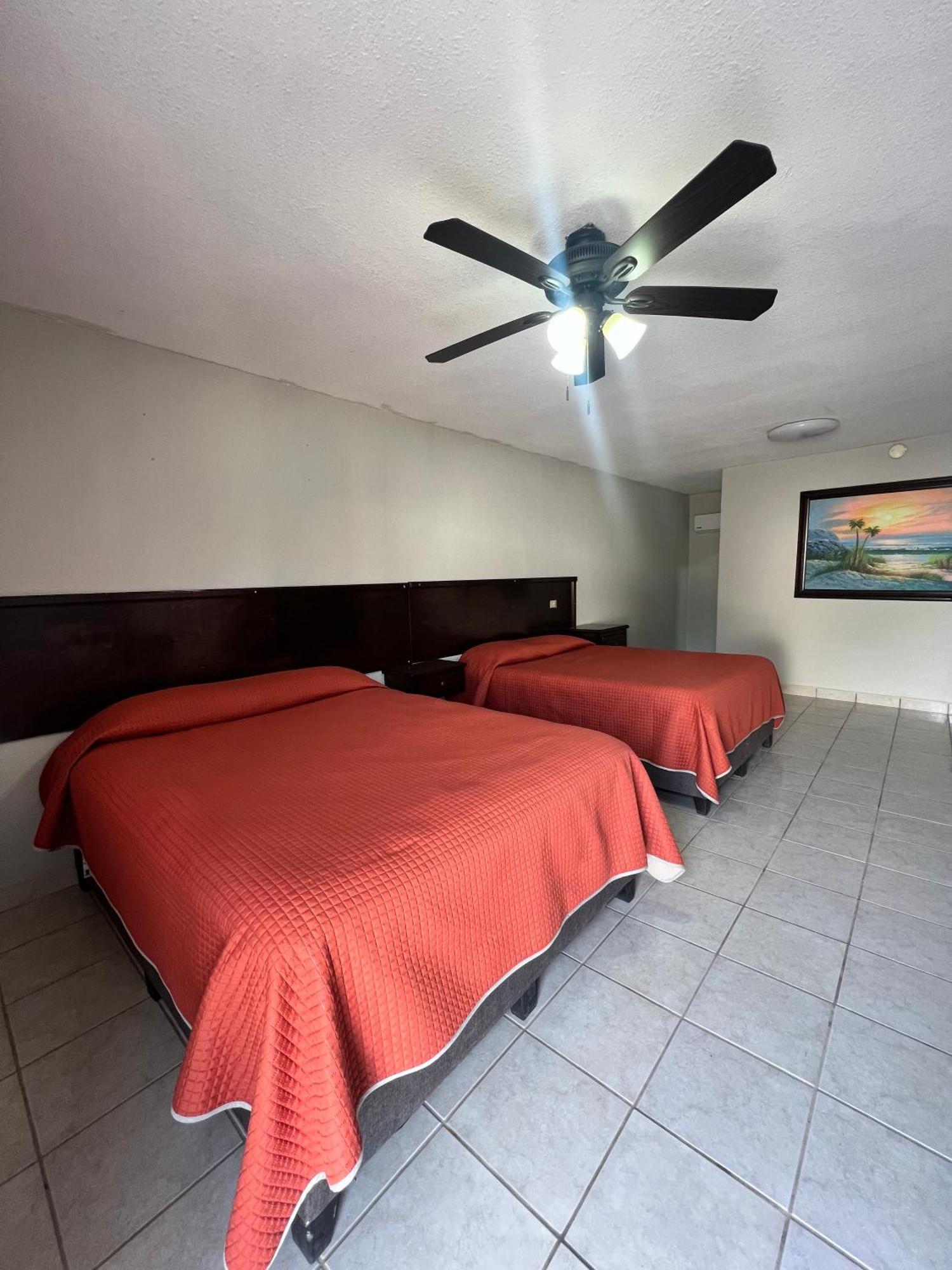 Hotel Los Pinos Inn El Golfo de Santa Clara Екстериор снимка